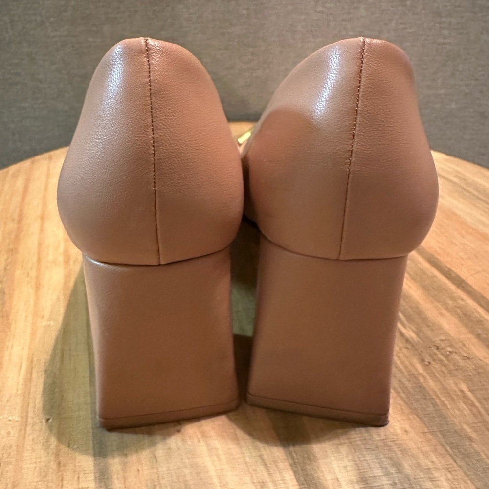 Zara Gold Horsebit Chunky Pointed Toe Heels Nude Size 39/US8 - Picture 8 of 10